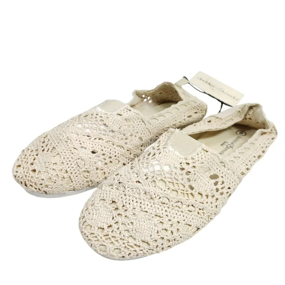 Bobbie Brooks Women's Size 8 Cream Lace Flats - Picture 2 of 8